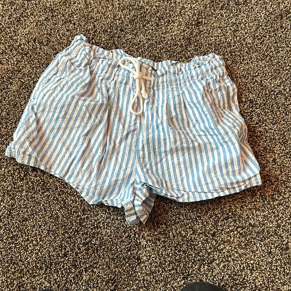 Stripped Shorts